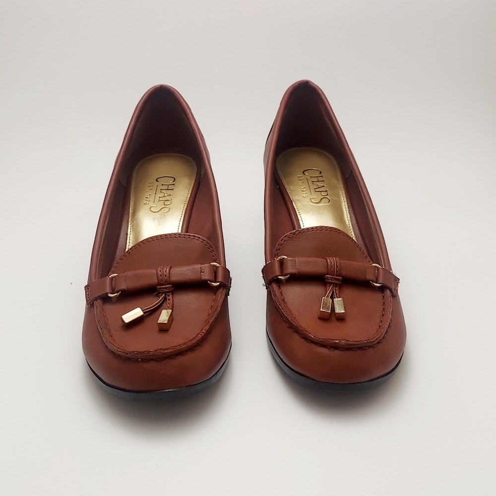 Stylish Tan Chaps Wedge with Gold Tassels